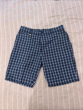 Men's Plaid Flat Front Shorts in Navy and Light Blue